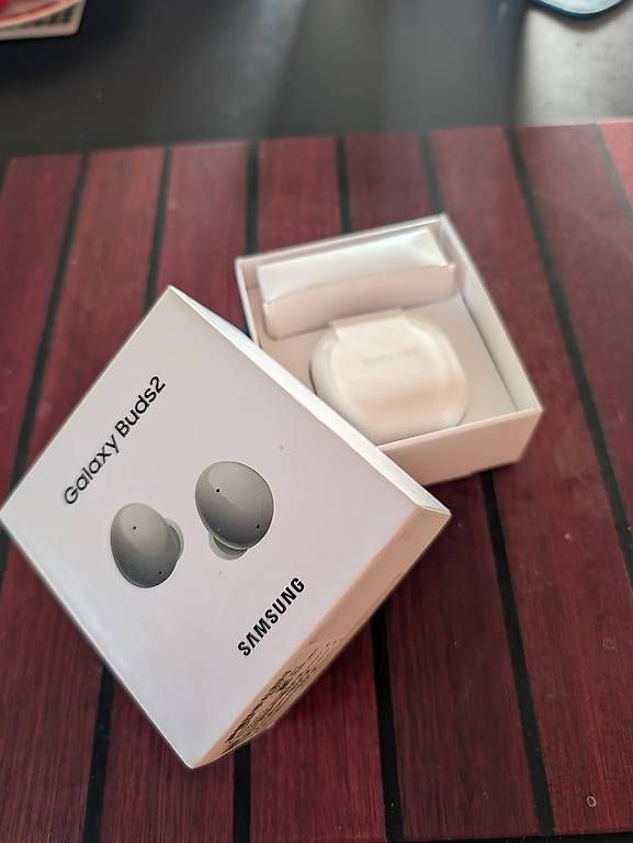 Samsung Kopfhörer: Samsung Galaxy Buds 2 tws Kopfhörer – Gebraucht aus Frauenfeld von Yuriy 2