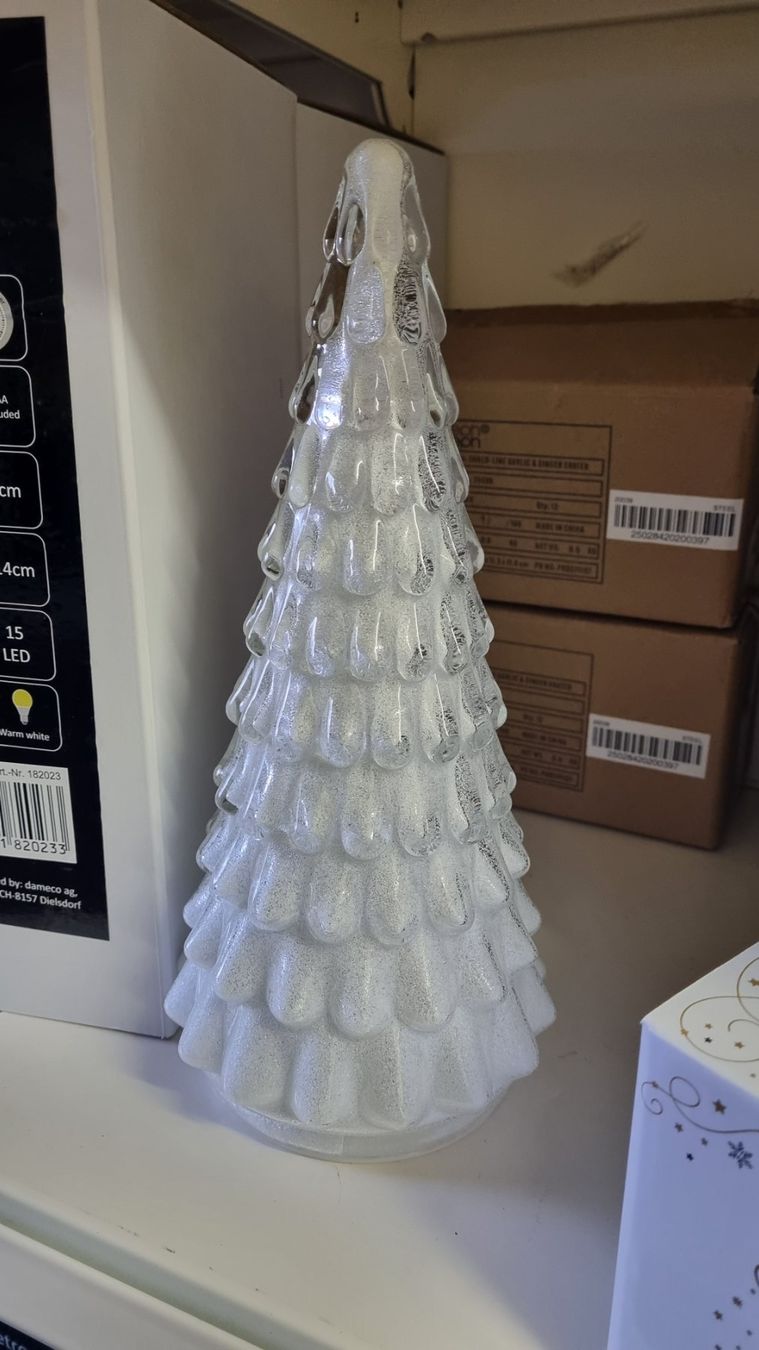 Tutte le decorazioni: Neu LED Glas Tannenbaum – Nuovo e nell'imballaggio originale da Oftringen venduto da Leleni 1
