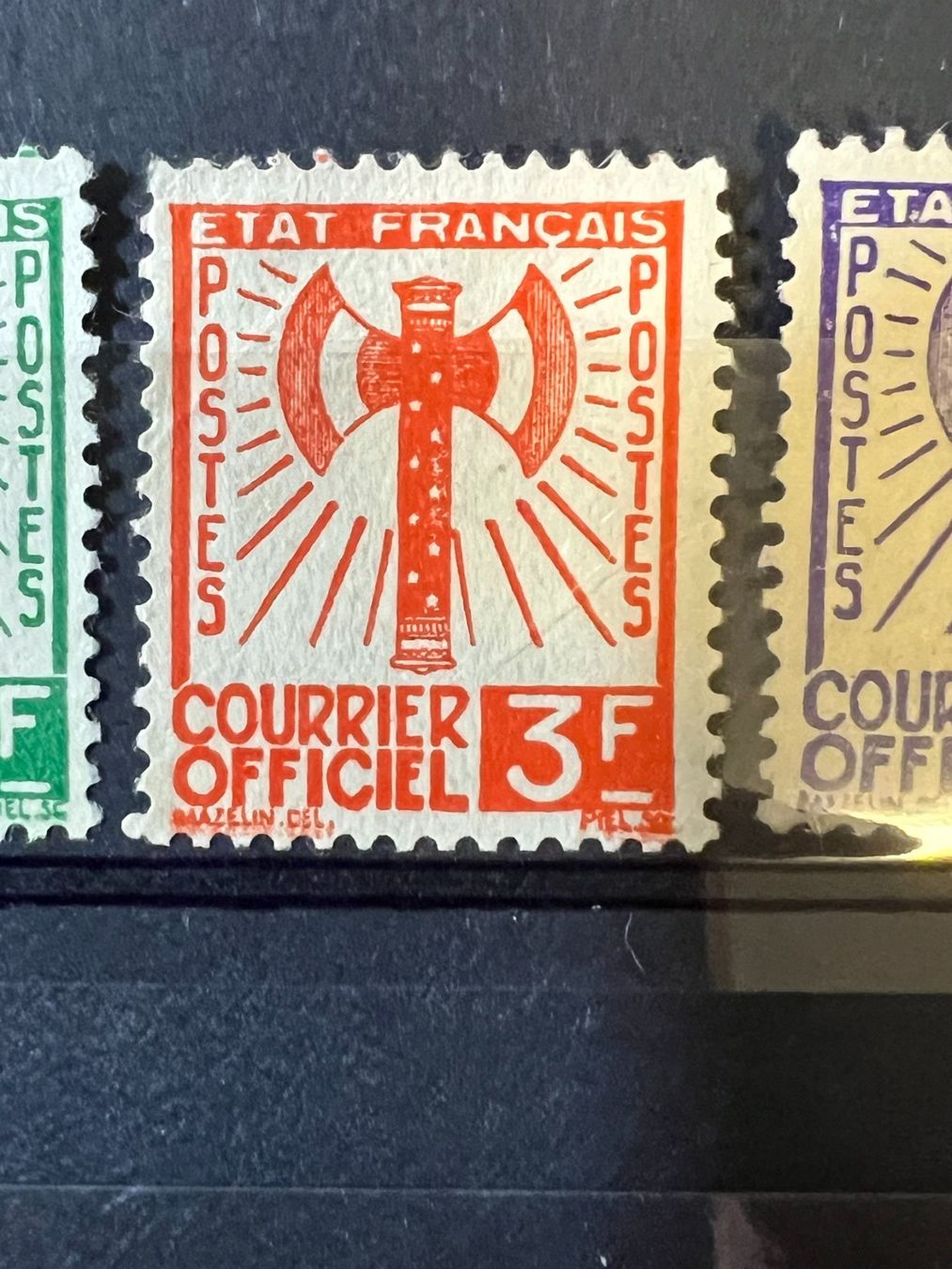 Tous les timbres: 6 Francisques Timbres de Service 1943 – D'occasion à Lausanne par ffhoud 5