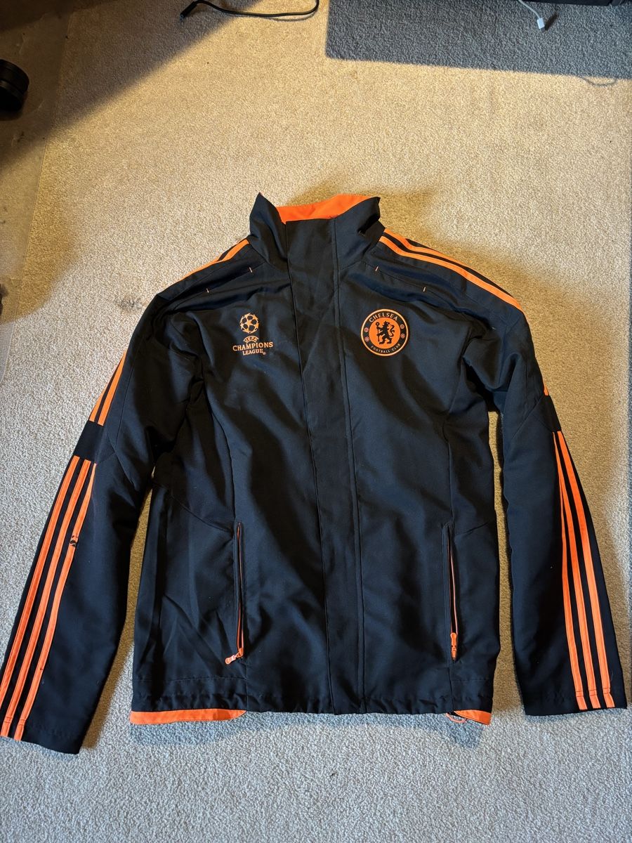 Adidas Jacken: Chelsea Trainingsjacke – Gebraucht aus Davos Wolfgang von Nitastiffi