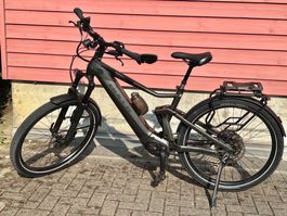 Neuwertiges E-Bike:Vollgefedertes BULLS EVO TR2 mit ABS
