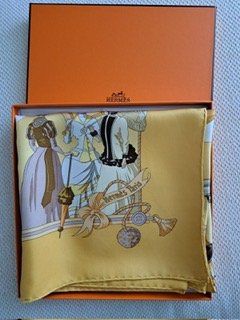 elegantes Seiden-Foulard von HERMES - Ombrelles & parapluies