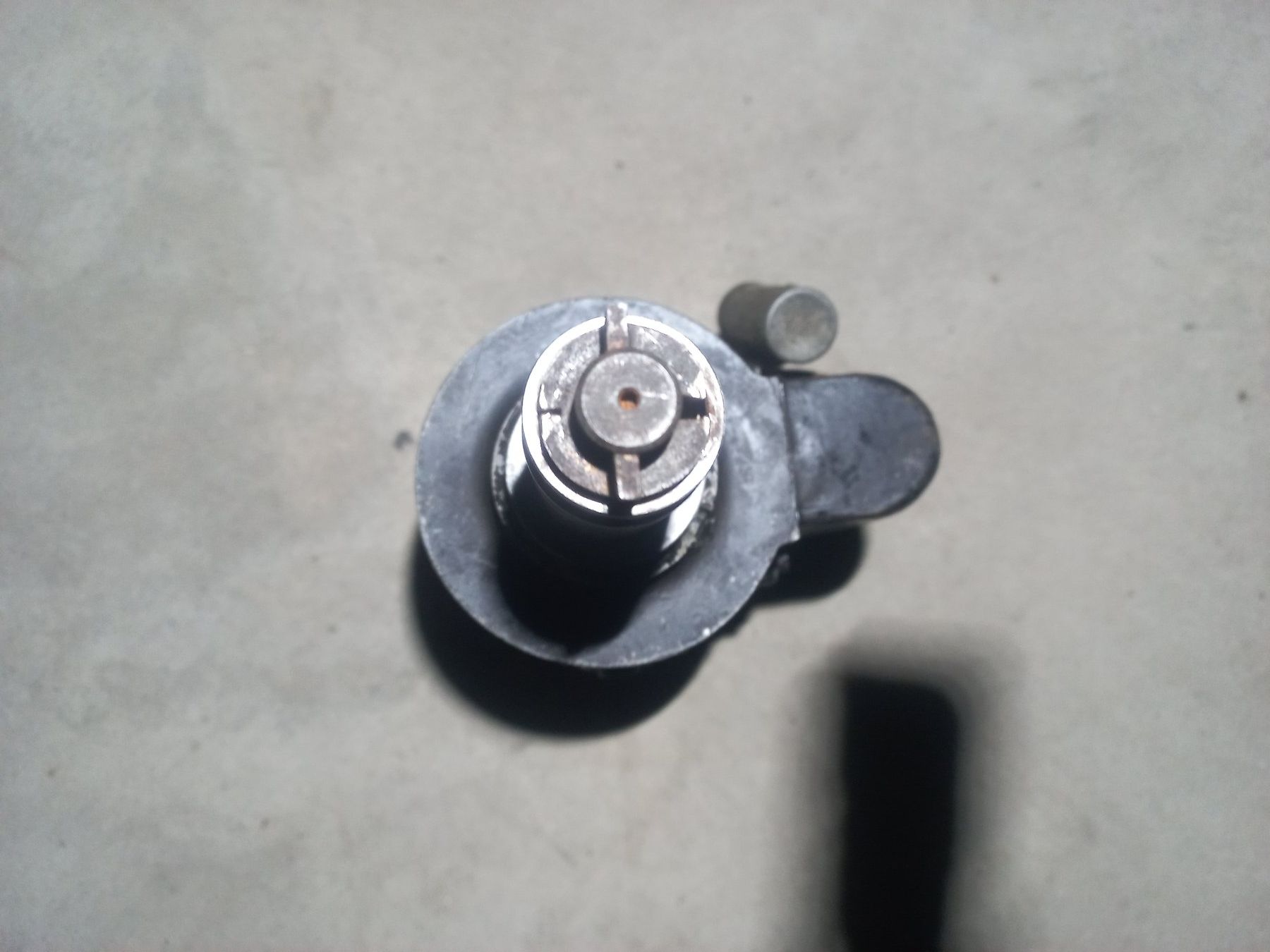 Tutti pezzi di ricambio auto: Oldtimer Zündverteiler original Scintilla NBN4 mit Kondenser – Usato da Dulliken venduto da Dullikenlerchclassic 4