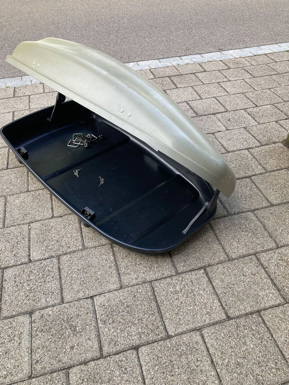 Coffres de toit: Dachbox 320 Lt. – D'occasion à Flawil par laser23 1