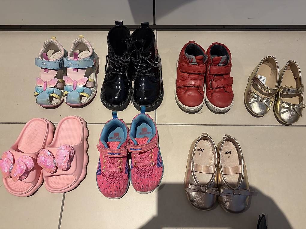 Chaussures filles: Scarpe bimba – Neuf avec emballage d'origine à Bellinzona par SammlerTI