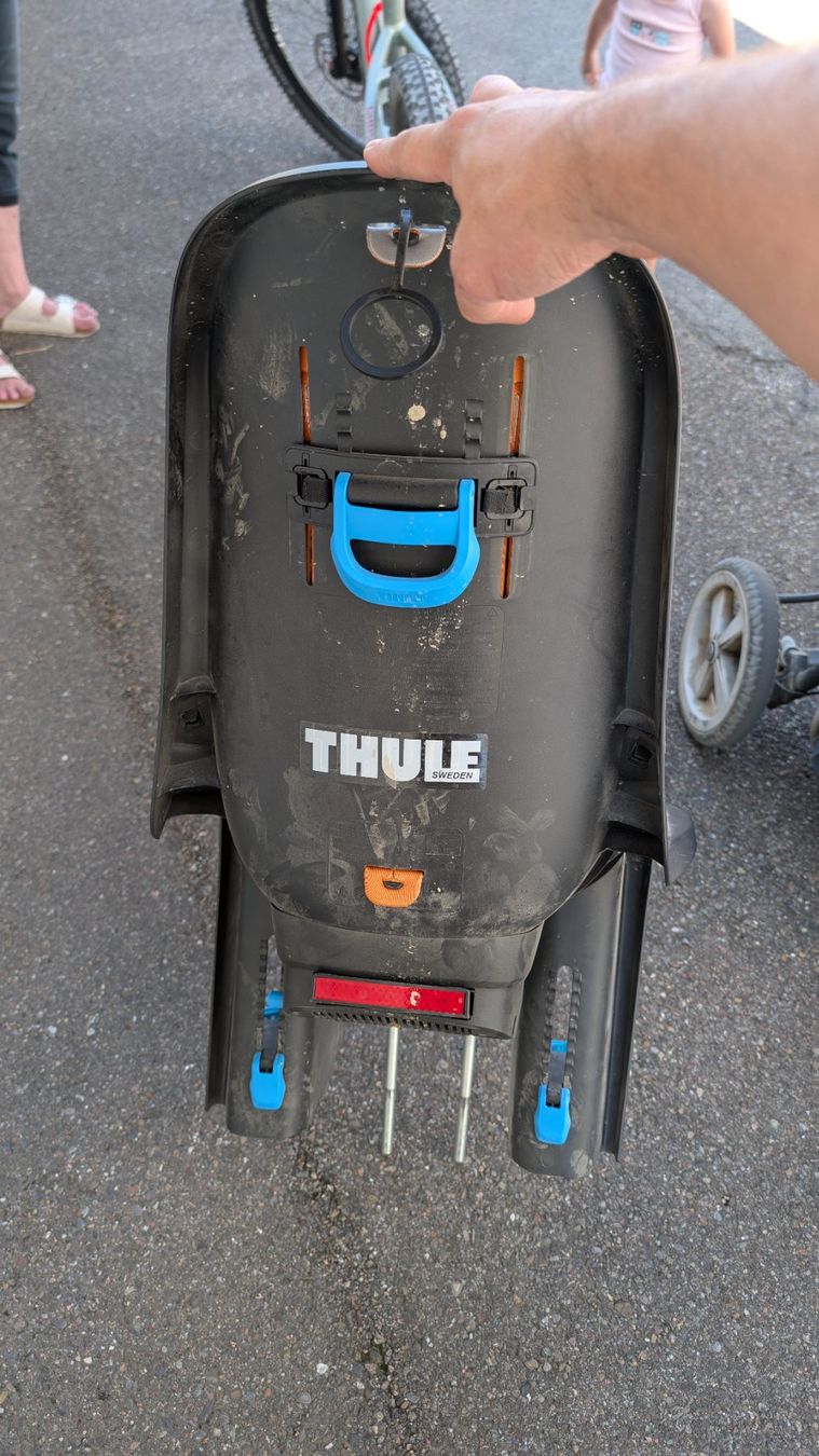 Thule Pezzi di ricambio: Thule Kindersitz – Usato da Islikon venduto da Dave_o 1
