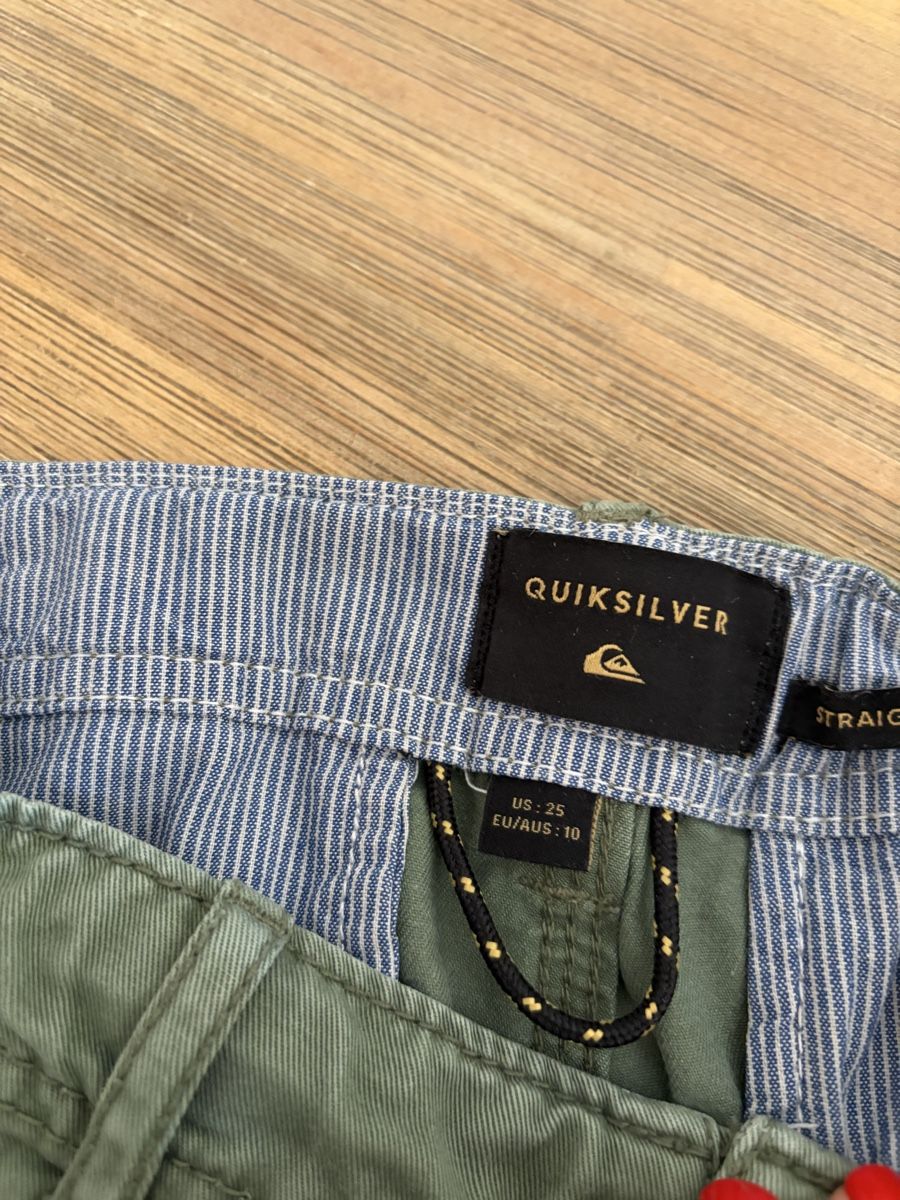 Quiksilver Pantaloni: Short cargo Quiksilver kaki taille 140 – Nuovo (secondo la descrizione) da Sion venduto da Nelsonkatz 2