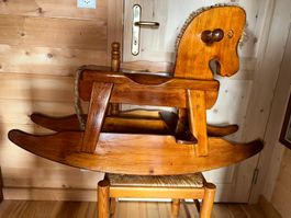 Cheval à bascule en bois des années 40