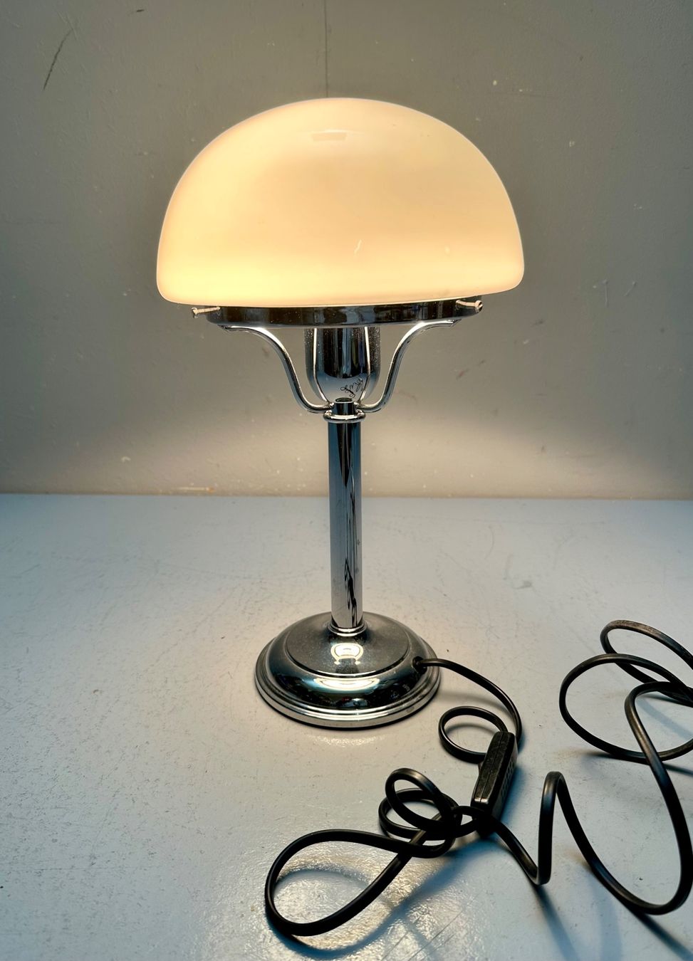 Lampen: TISCHLAMPE AB 1.-!!! – Gebraucht aus Zürich von NIKI777 1