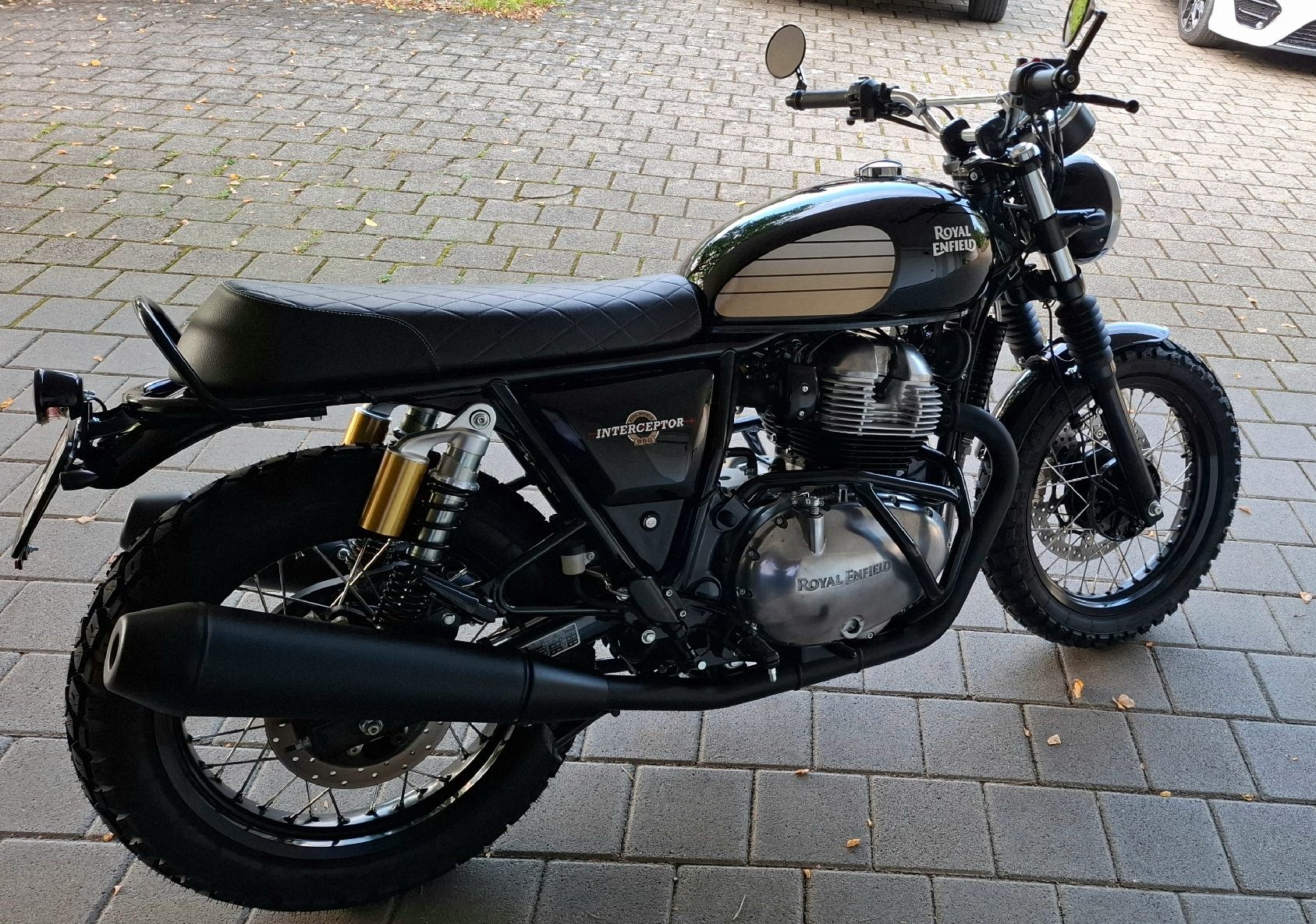 Royal Enfield Sonstige: Royal Endfield Interceptor Customizing – Gebraucht aus Elsau von Jammin1 2