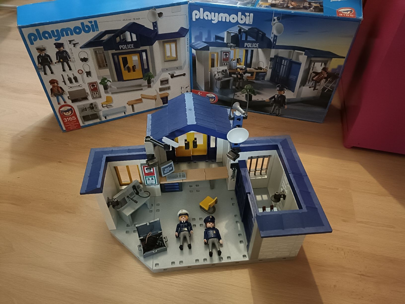 Playmobil Spielzeuge: Playmobil Polizeistation – Gebraucht aus Eggersriet von Rst1401