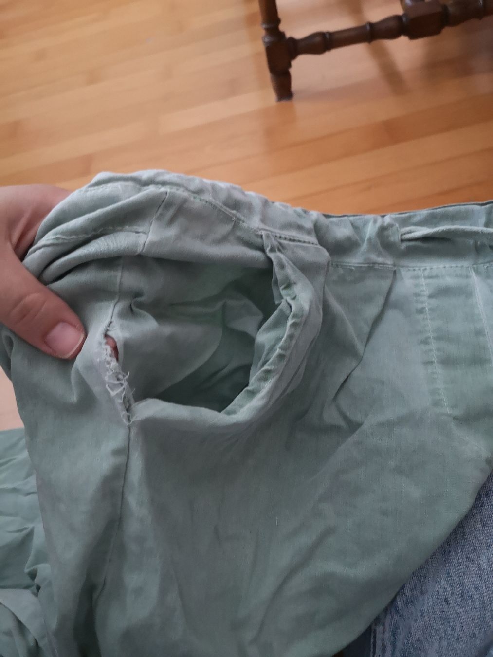 Pantaloni: Mintgrüne Sommer Stoffhose Gr. 38/40 – Usato da Sissach venduto da sasocla 2