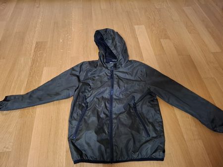 Coole Übergangsjacke, Windjacke 140 Regenjacke