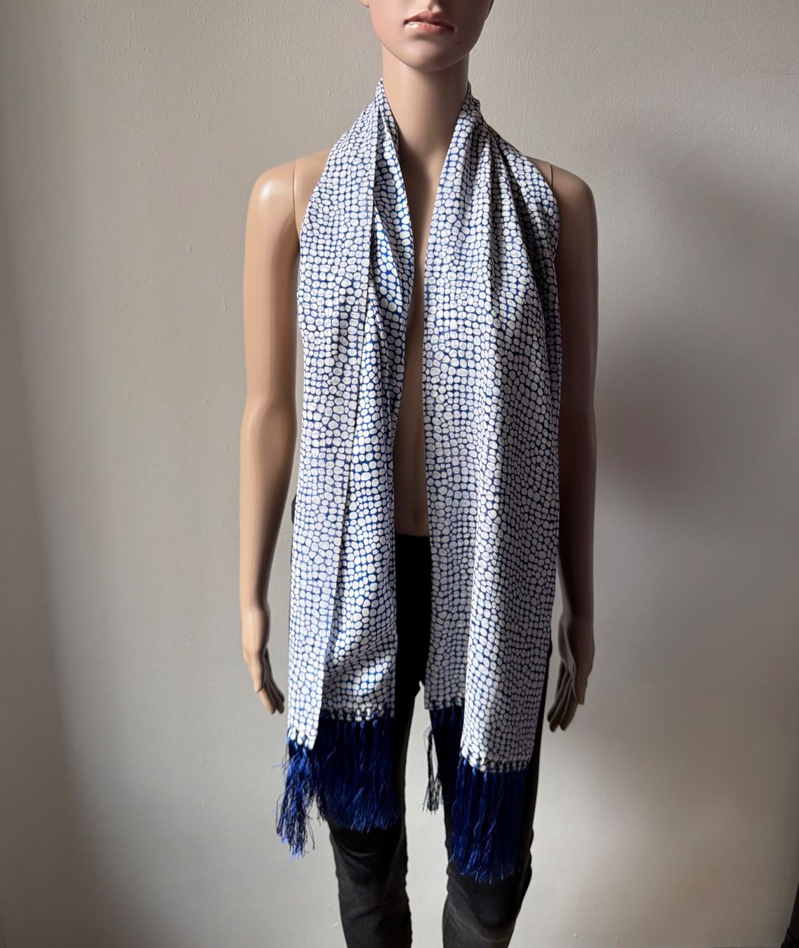 Foulard & Sciarpe: APOSTROPHE Schal | 100% Seide 💙 – Usato da Zürich venduto da ClosetQueen 1