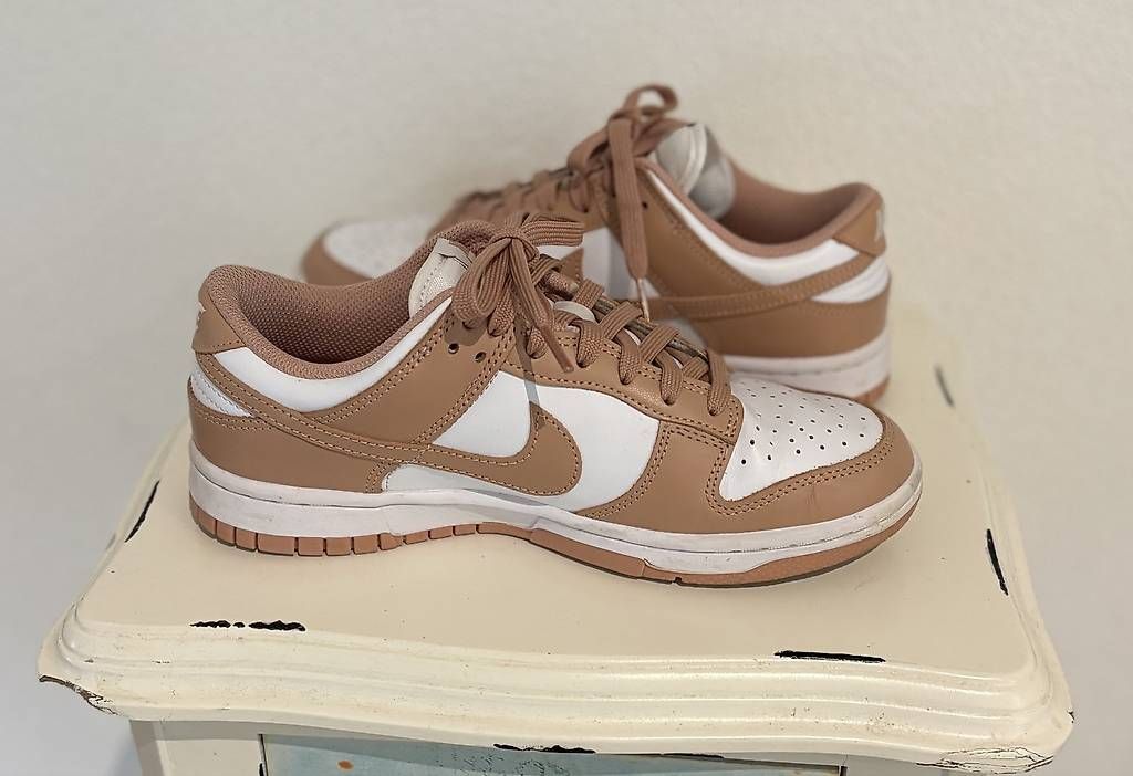 Scarpe da donna: Sneakers Gr. 37.5 – Usato da Langnau im Emmental venduto da EvelineL
