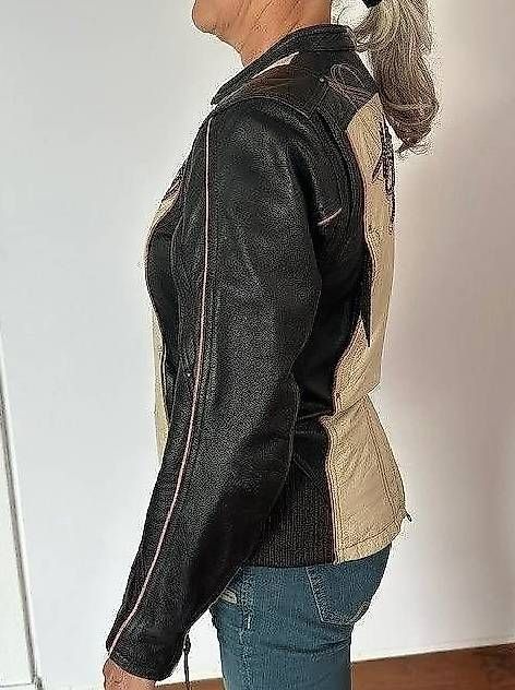 Jacken: Original Harley Davidson Damen Leder Motorradjacke – Gebraucht aus Wallisellen von Danro 2