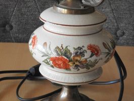 TISCHLAMPE WUNDERSCHÖNE AUS ALTEN ZEITEN, LEIDER OHNE SCHIRM