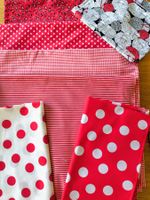 Baumwollstoffe in rot, auch für Patchwork geeignet