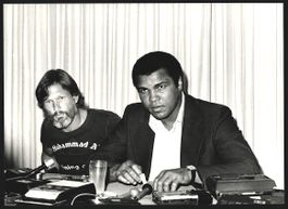 Fotografie Boxer Muhammad Ali mit Sänge