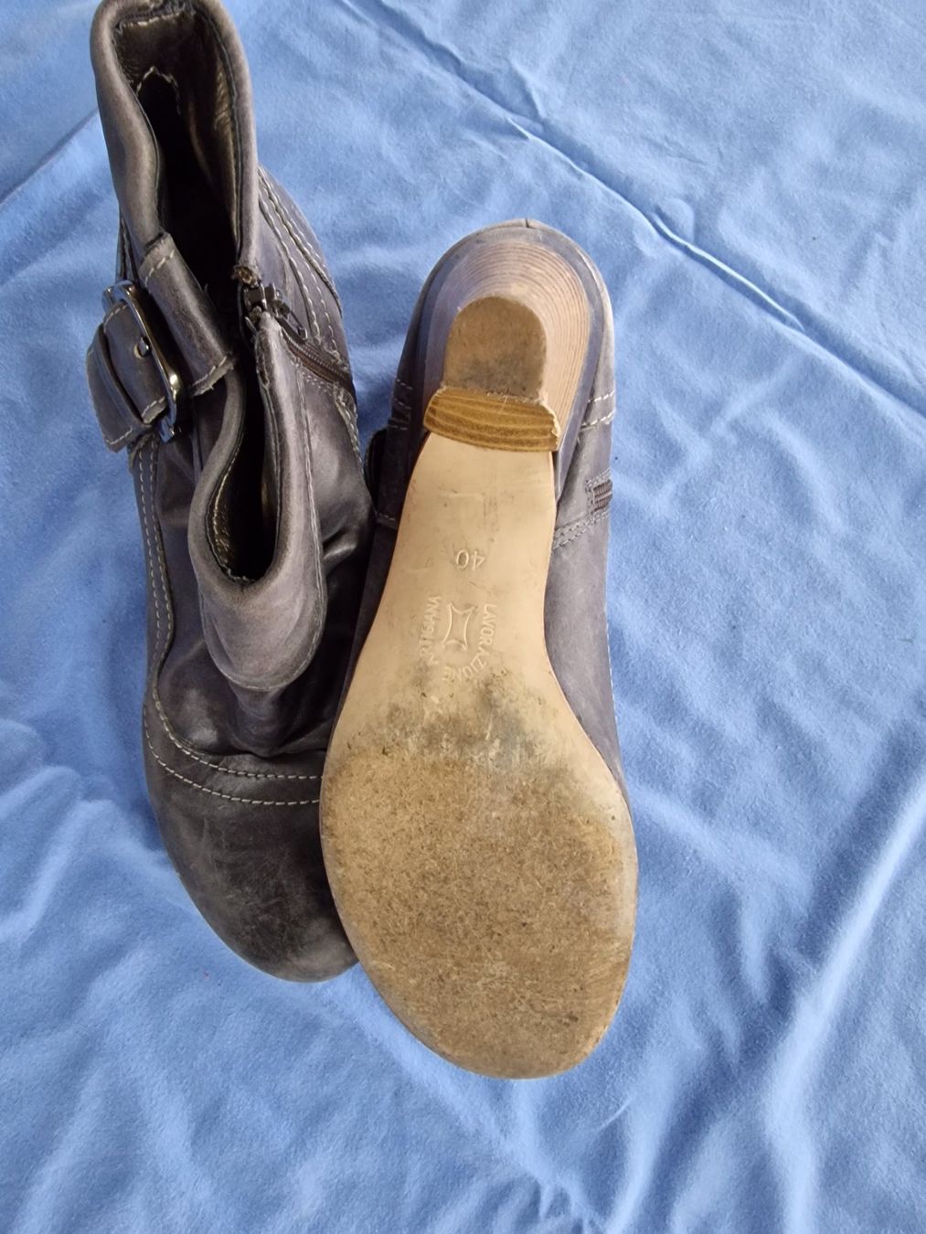 Scarpe da donna: Stiefeletten Bata grau Gr. 40 – Usato da Nebikon venduto da Japostyle 3