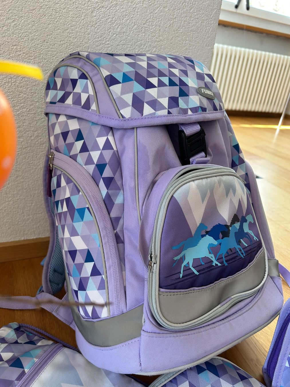 Funki Kindertaschen: Schulthek Funky Etui Komplett Set – Gebraucht aus Herisau von knustine