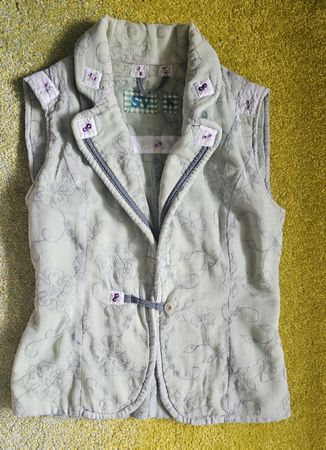 Sommer Weste Gr. S-M hellgrün mit Blumenmuster, Top Zustand!
