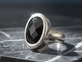 Silberring 925 mit Onyx, markant & zeitlos - Neu