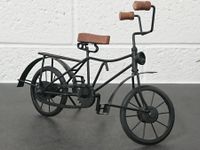 Vélo en fil de fer type Vintage