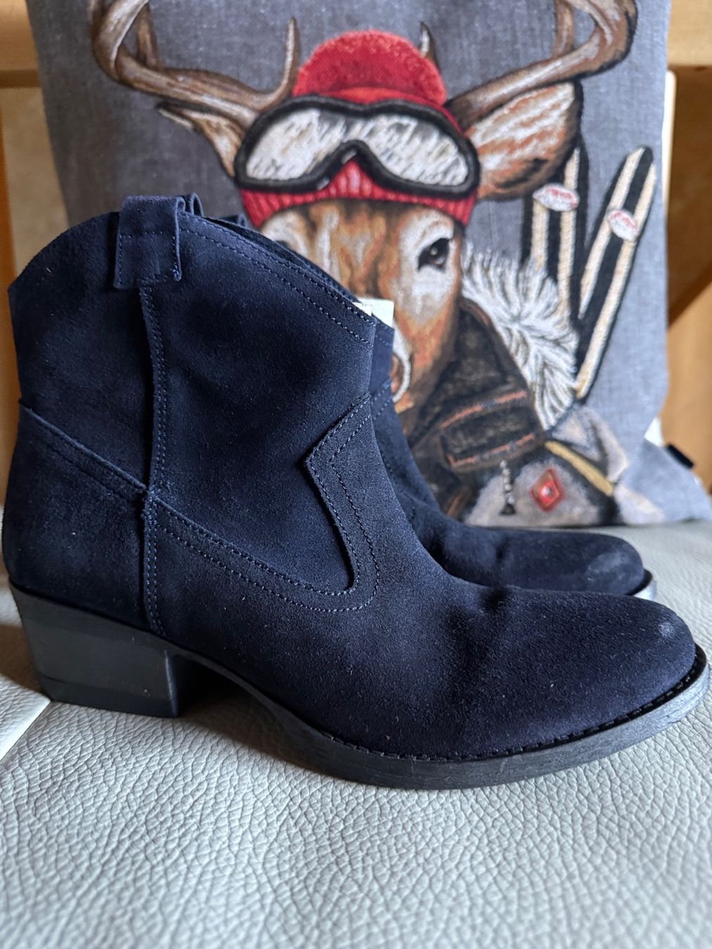Scarpe da donna: LEATHER BOOTS – Nuovo (secondo la descrizione) da Rümlang venduto da har_z6qv