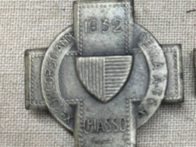 Medaglie: Ticino - Chiasso - 1920 - 1923 - 1932 - 1935. – Usato da Sorengo venduto da 74in 4