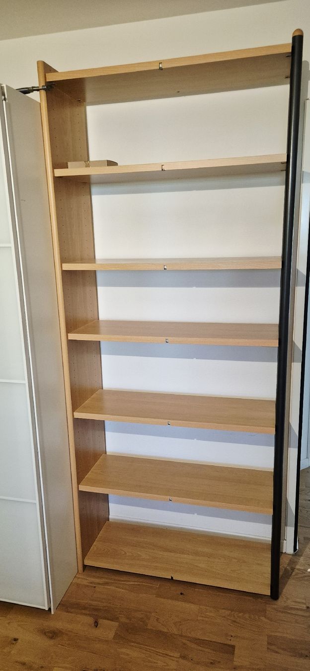 Scaffali: Holzregal mit Vitrine und Schubladenblock – Usato da mettmenstetten venduto da choice01 2