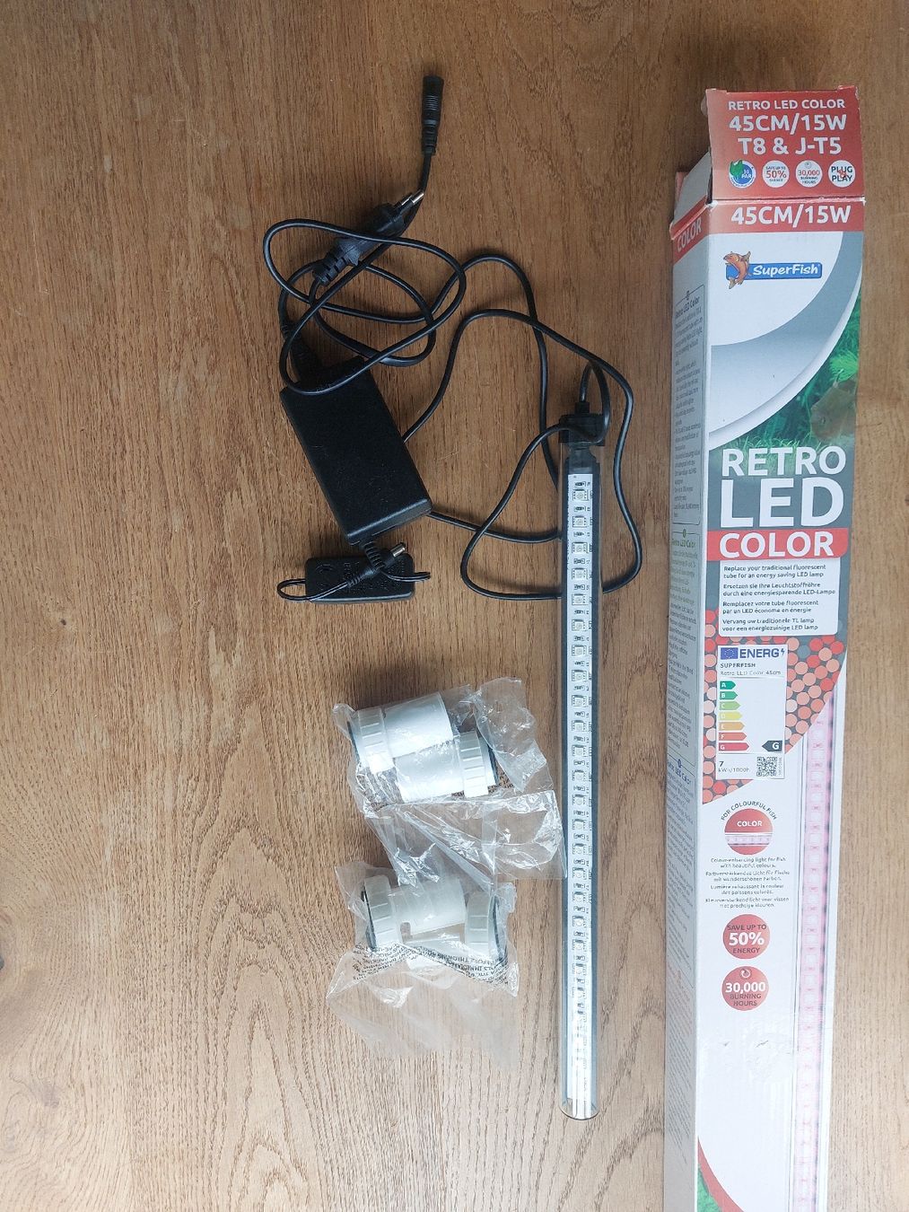 Acquari: Éclairage aquarium superfish retro led color 45 cm – Usato da Cortaillod venduto da Soopadrien