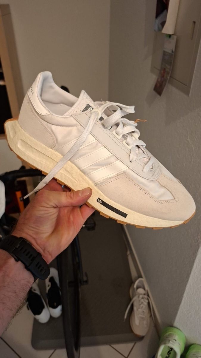 Adidas Herrenschuhe: Adidas Retropy E5 'White Gum' Sneaker – Neu (gemäss Beschreibung) aus Bern von a_k 2