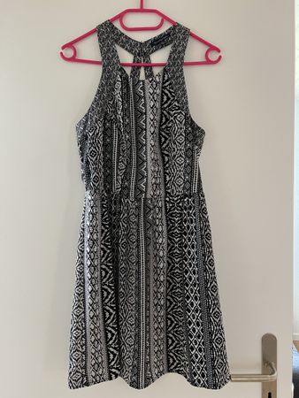American Eagle Kleid, schwarz-weiss gemustert