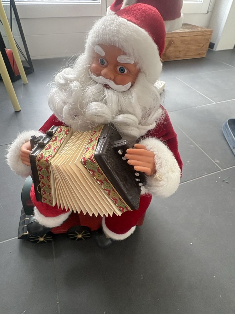 Tutte le decorazioni: Samichlaus mit Musik  – Usato da Obbürgen venduto da bugi6868 5