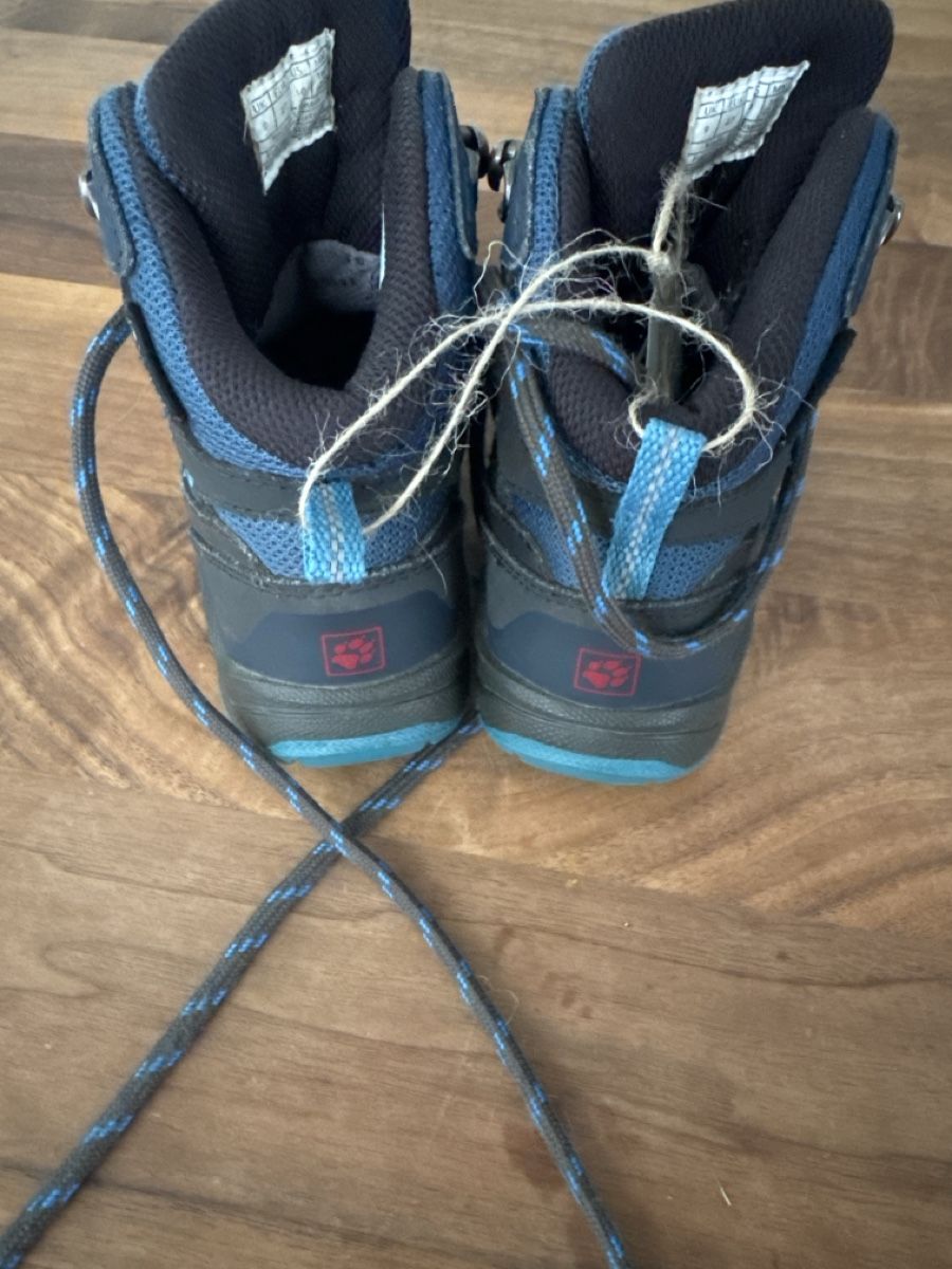 Jack Wolfskin Scarpe per ragazzi: Wanderschuhe Jack Wolfskin Gr. 27 – Usato da Baar venduto da Tasha04 1