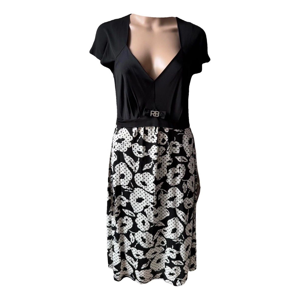 Roccobarocco Vestiti: ROCCOBAROCCO Kleid 🖤 – Usato da zürich venduto da vintage12