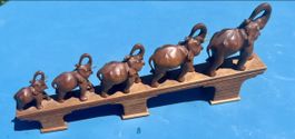 Caravane d’éléphants en bois exotique sculptés main
