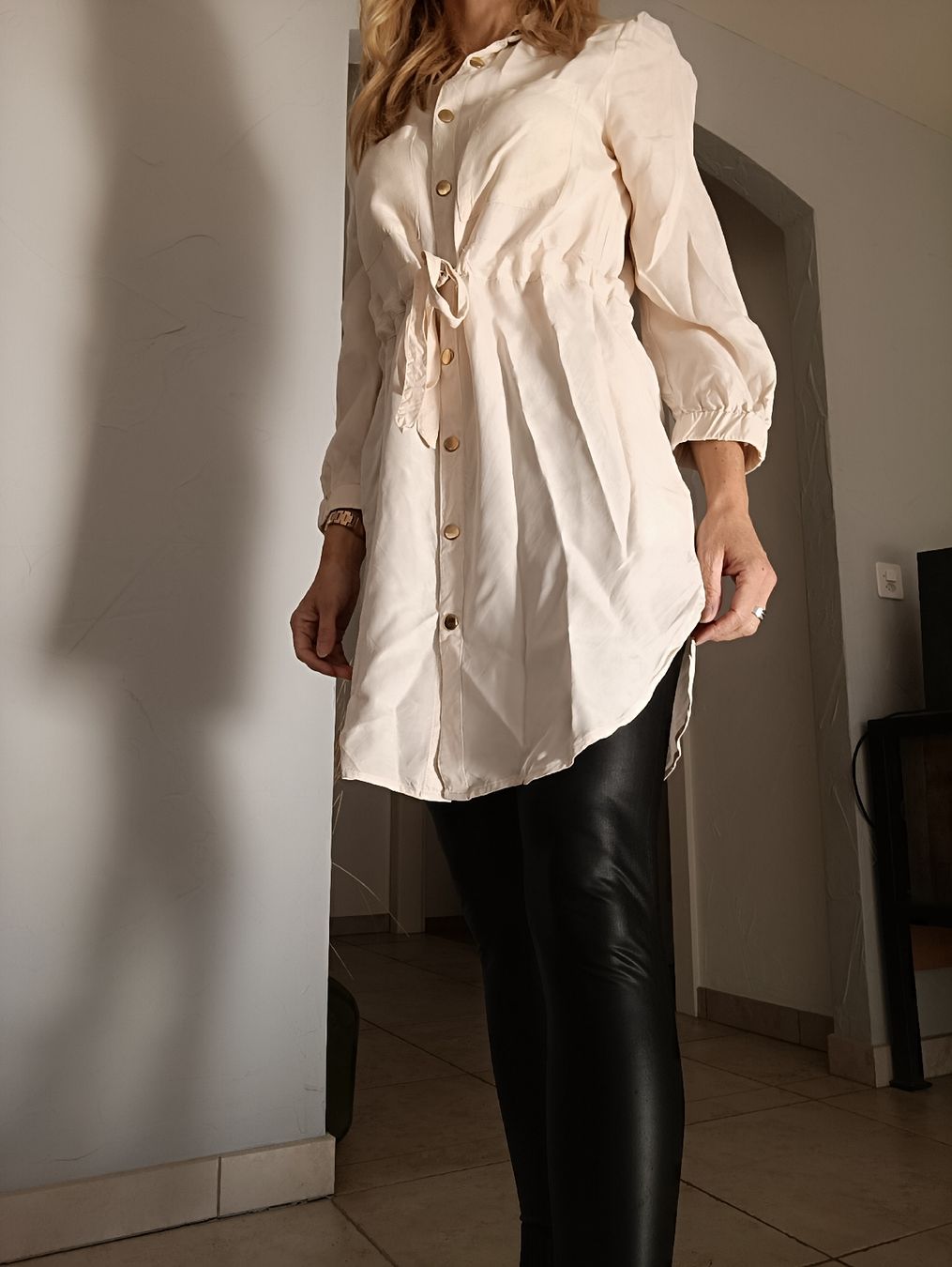 Tuniken: TUNIQUE ZEBRA VISCOSE CRÈME XS – Gebraucht aus Sierre von shirley04