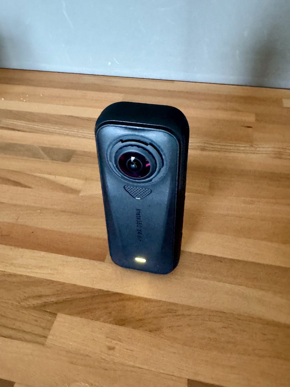 Insta360 Action Cam: Insta360 X4 Air & Mini Remote & Ladegerät - neuwertig – Usato da Belmont-sur-Lausanne venduto da affecoco 6