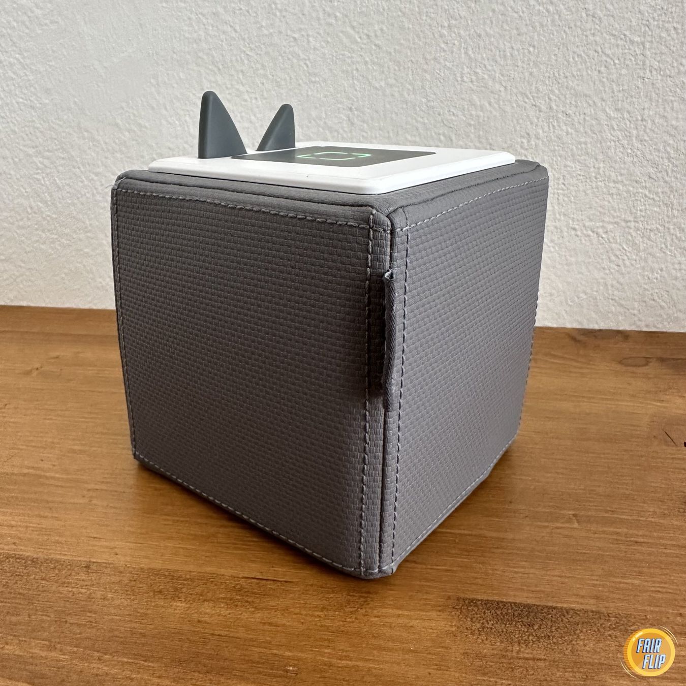Spielzeuge: Toniebox Grau mit Ladestation – Gebraucht aus Luzern von fairflip 2