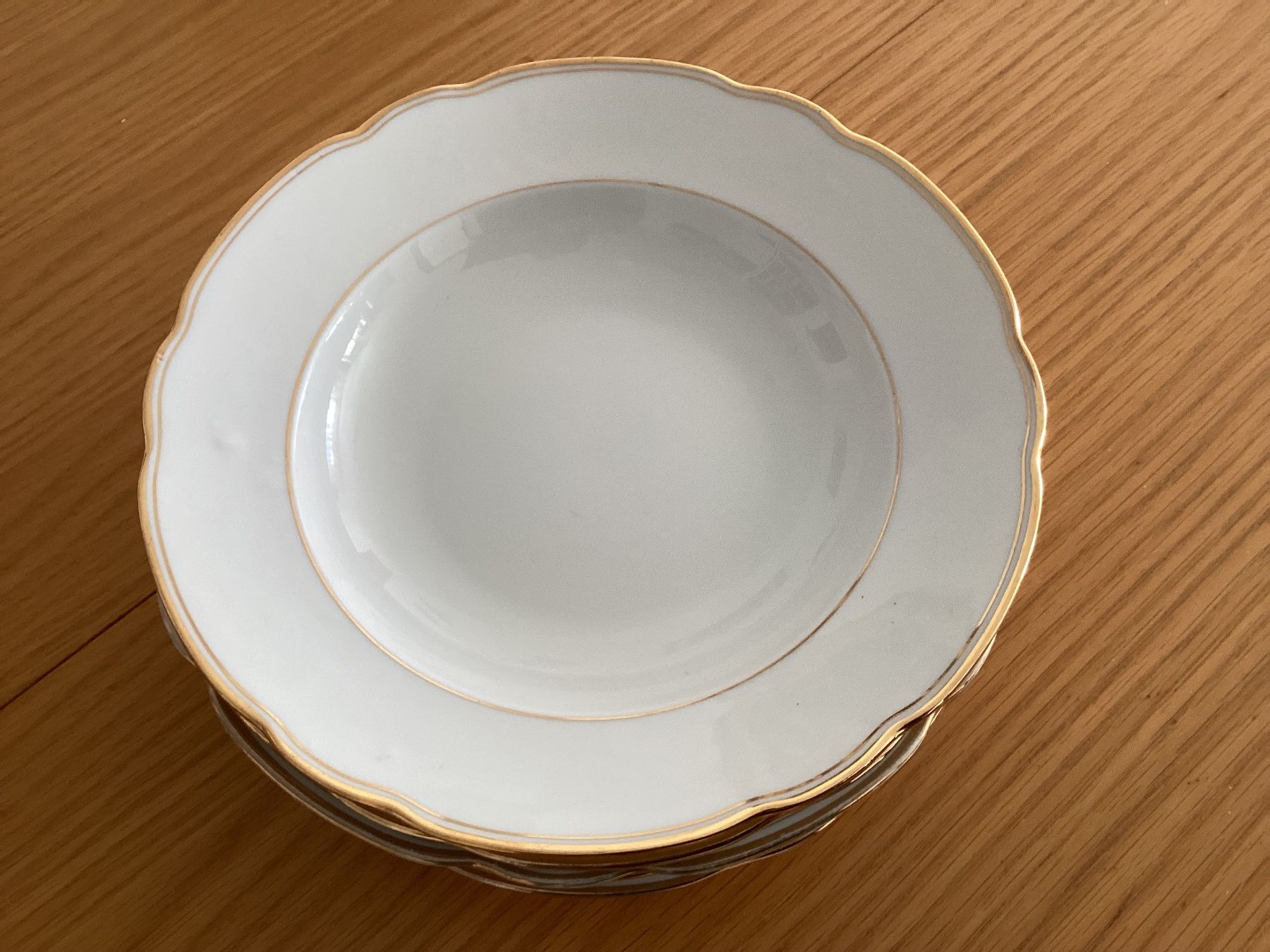Set di piatti: 6 nostalgische Suppenteller mit Goldrand – Nuovo (secondo la descrizione) da Minusio venduto da scotch111 4