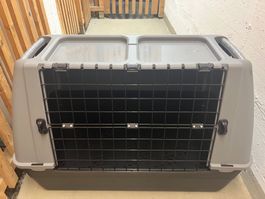 Hundekäfig geeignet für mittelgroße und große Hunde.