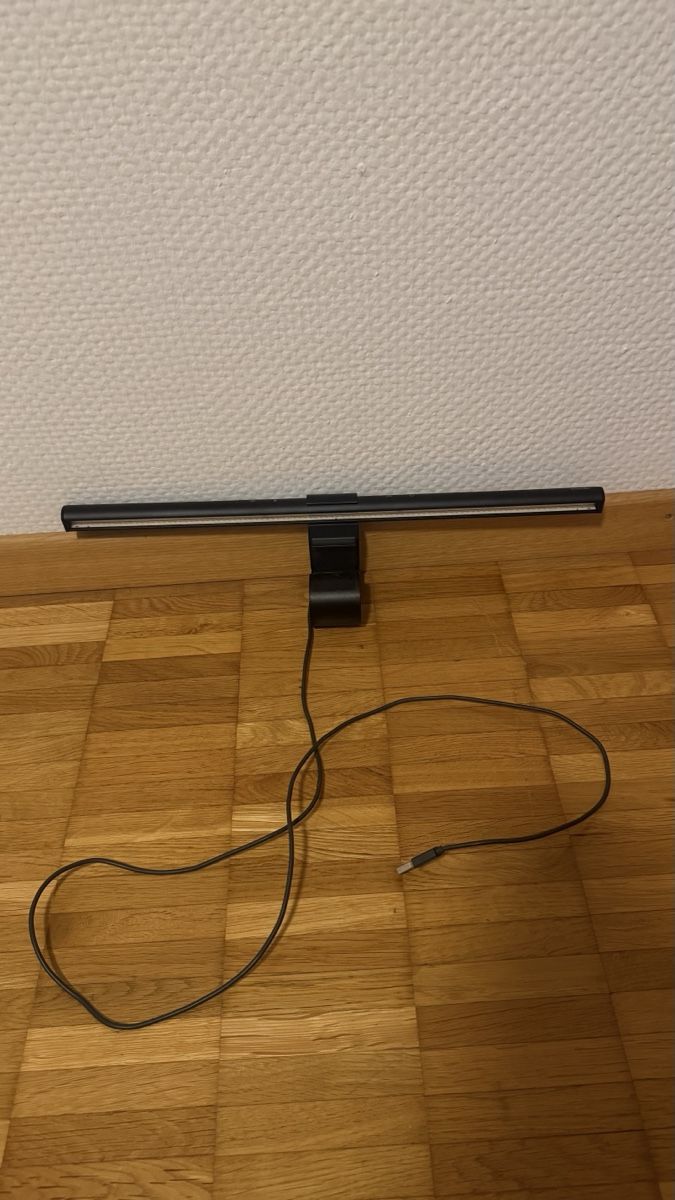 BenQ Lampade: Benq Screenbar – Usato da St. Gallen venduto da sold027