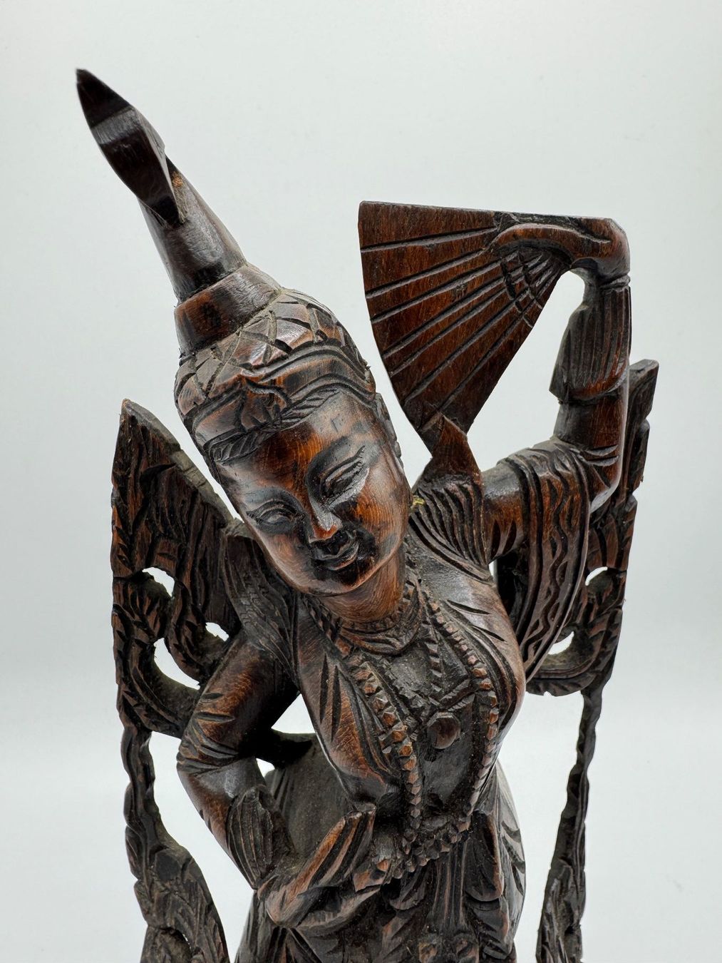 Figuren: Asiatische Holzfigur, Handarbeit – Gebraucht aus Sachseln von BONATI01 1