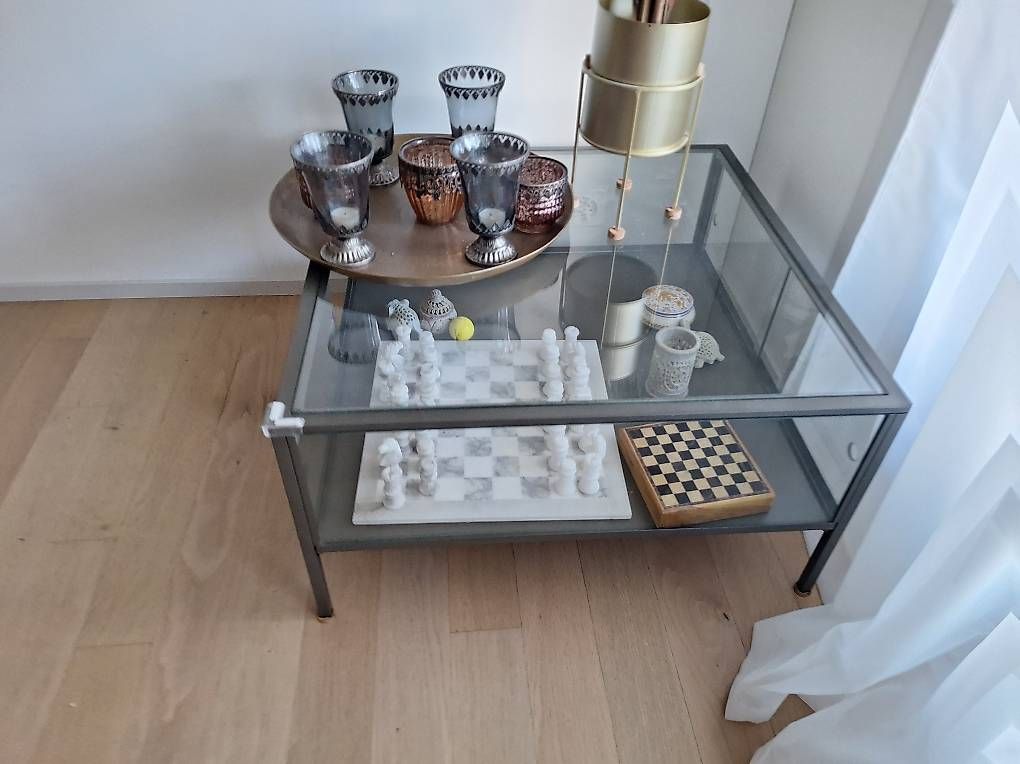 Tavoli: Glastisch – Usato da Zürich venduto da MatShopping