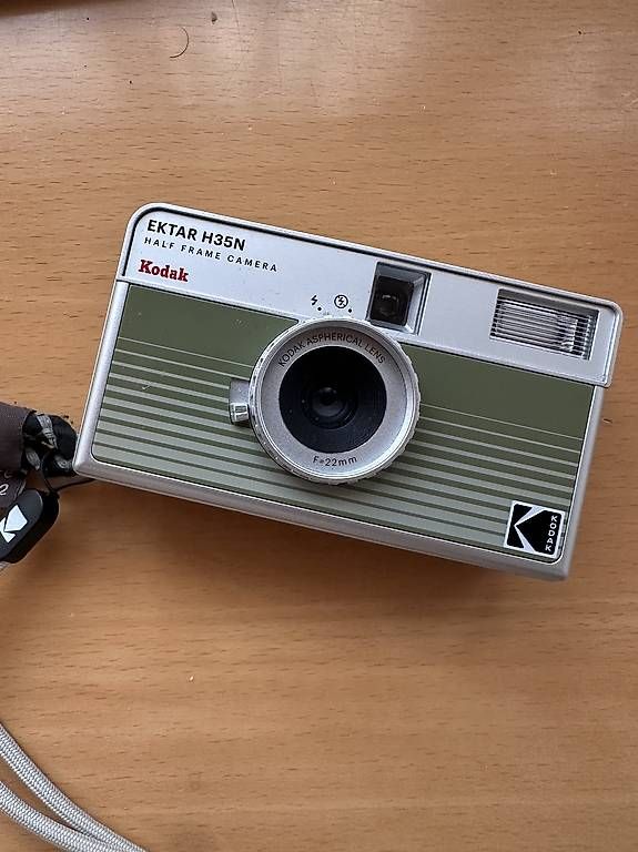 Kamera: Kodak Ektar H35N Analogkamera half frame – Gebraucht aus Winterthur von whatsgolden159 1