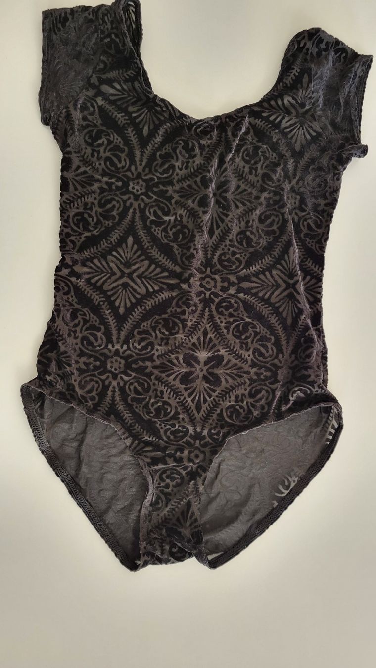 Sonstige Unterwäsche: Black Milk Body Grösse M – Gebraucht aus Wollerau von jes_lp7w 1