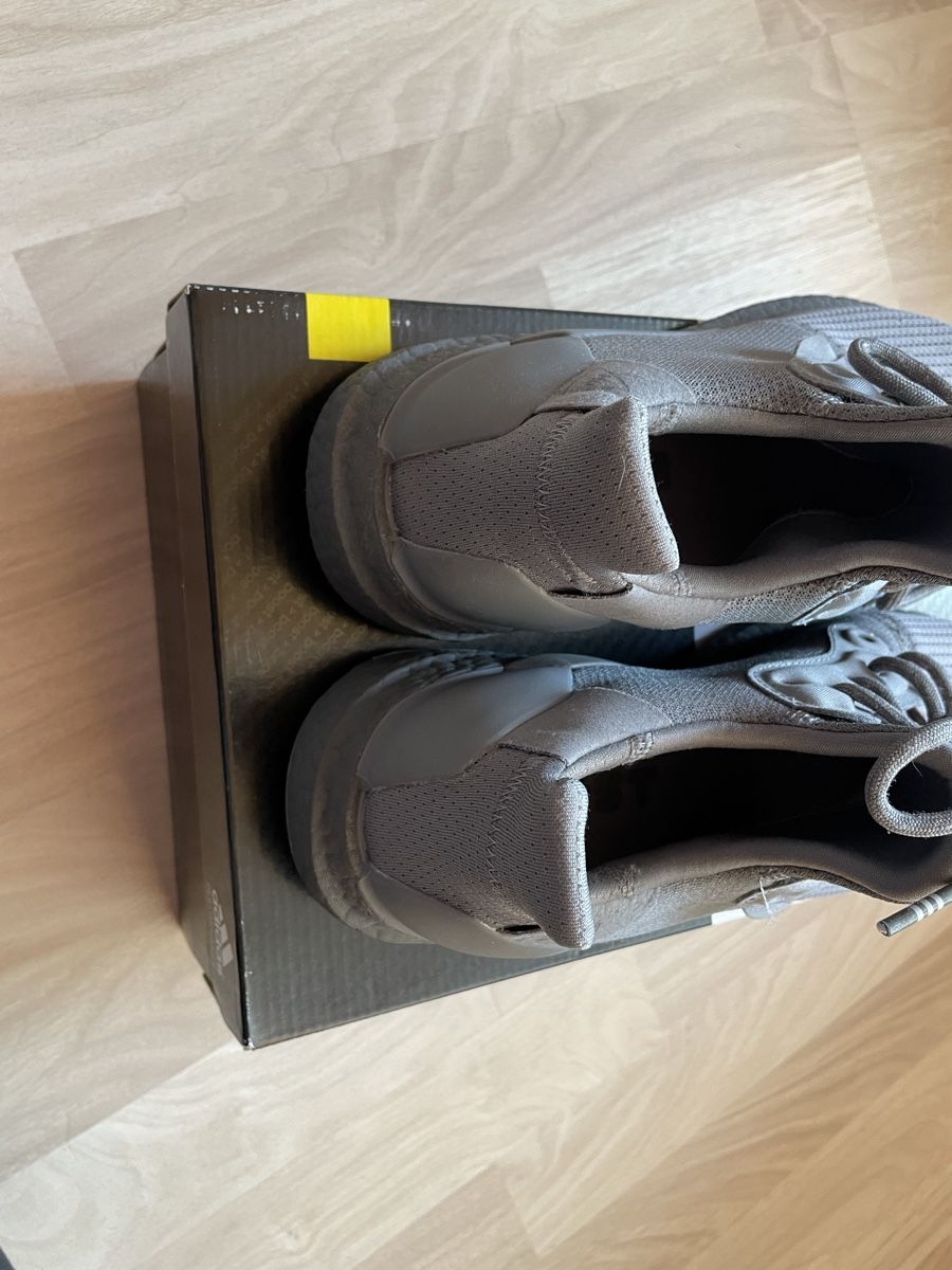 Adidas Scarpe da uomo: Adidas Pharell Williams - Solar Hu PRD EF2380 – Nuovo e nell'imballaggio originale da Le Lieu venduto da dou_98q2 5