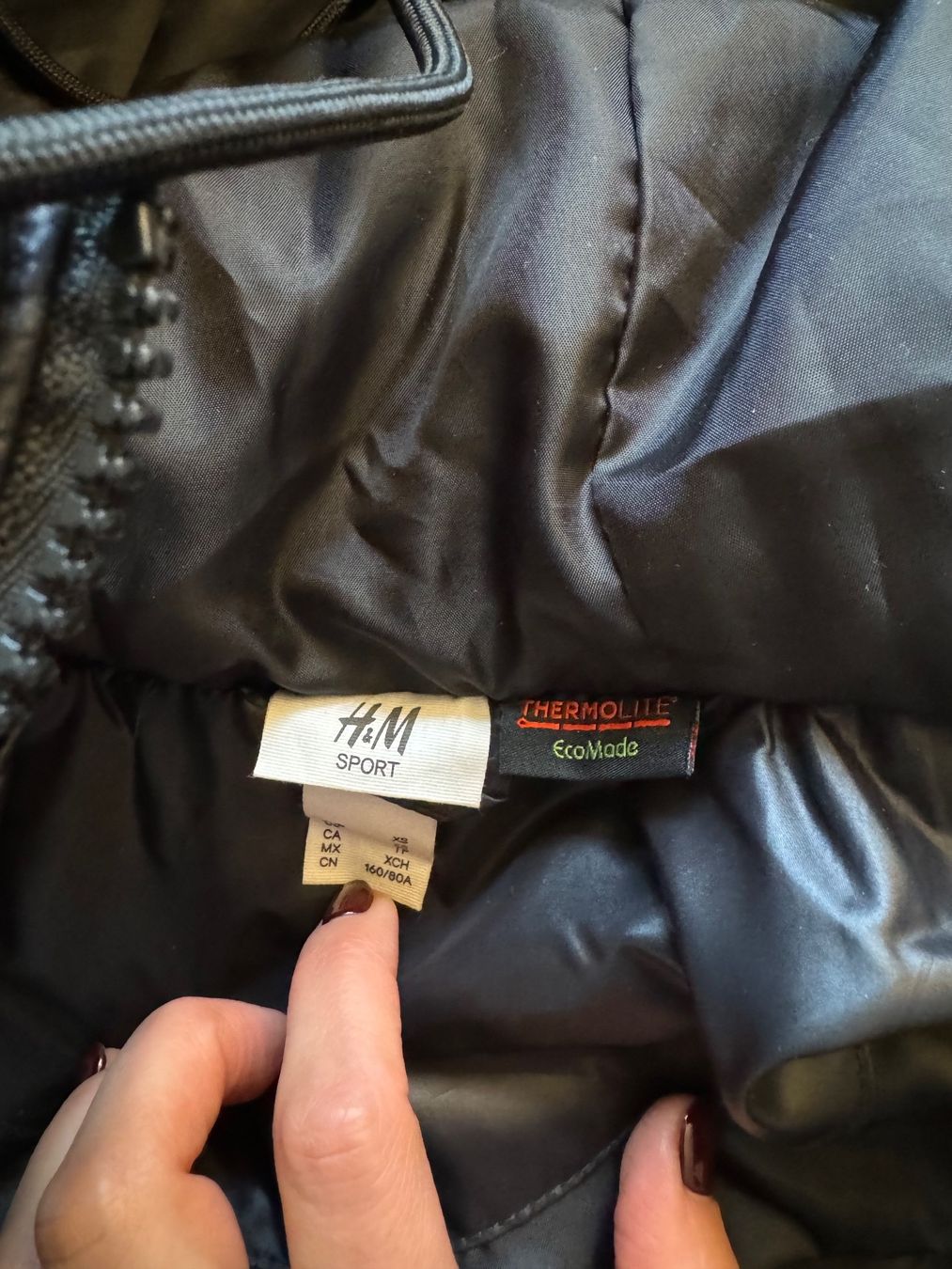 H&M Vestes: HM winter jacket xs thermolite – D'occasion à Kilchberg ZH par roz_qcj7 3